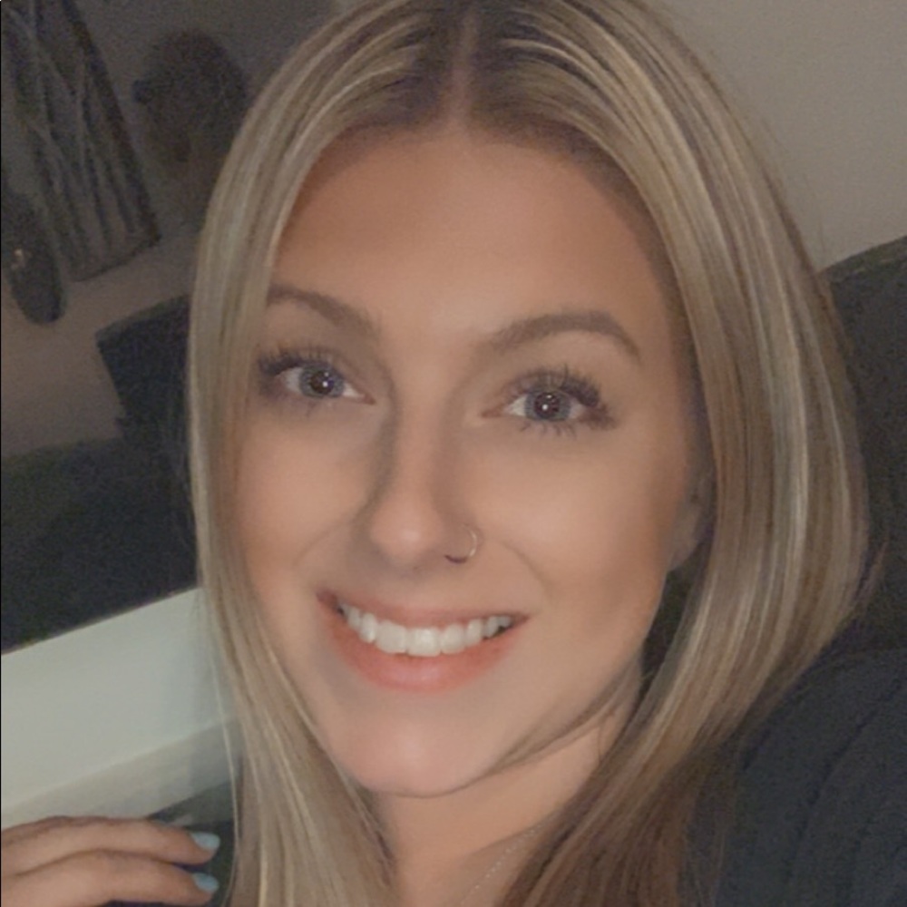 Meet your Posher, Kalie
